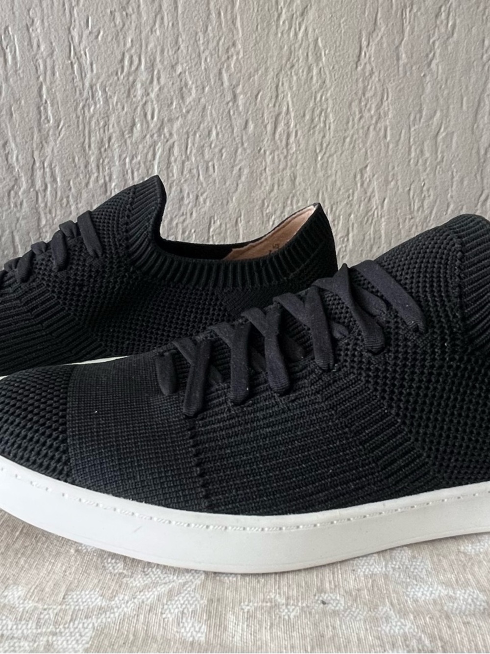 Life Stride Black Slip Ons, Sz 7.5